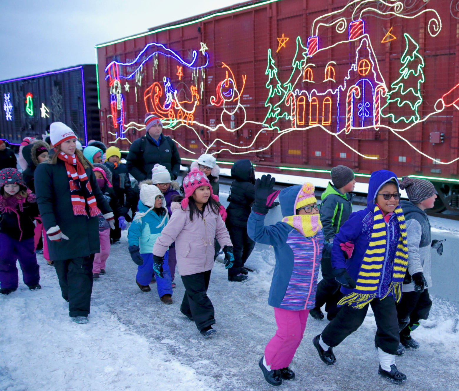 CP Holiday Train visits Winona